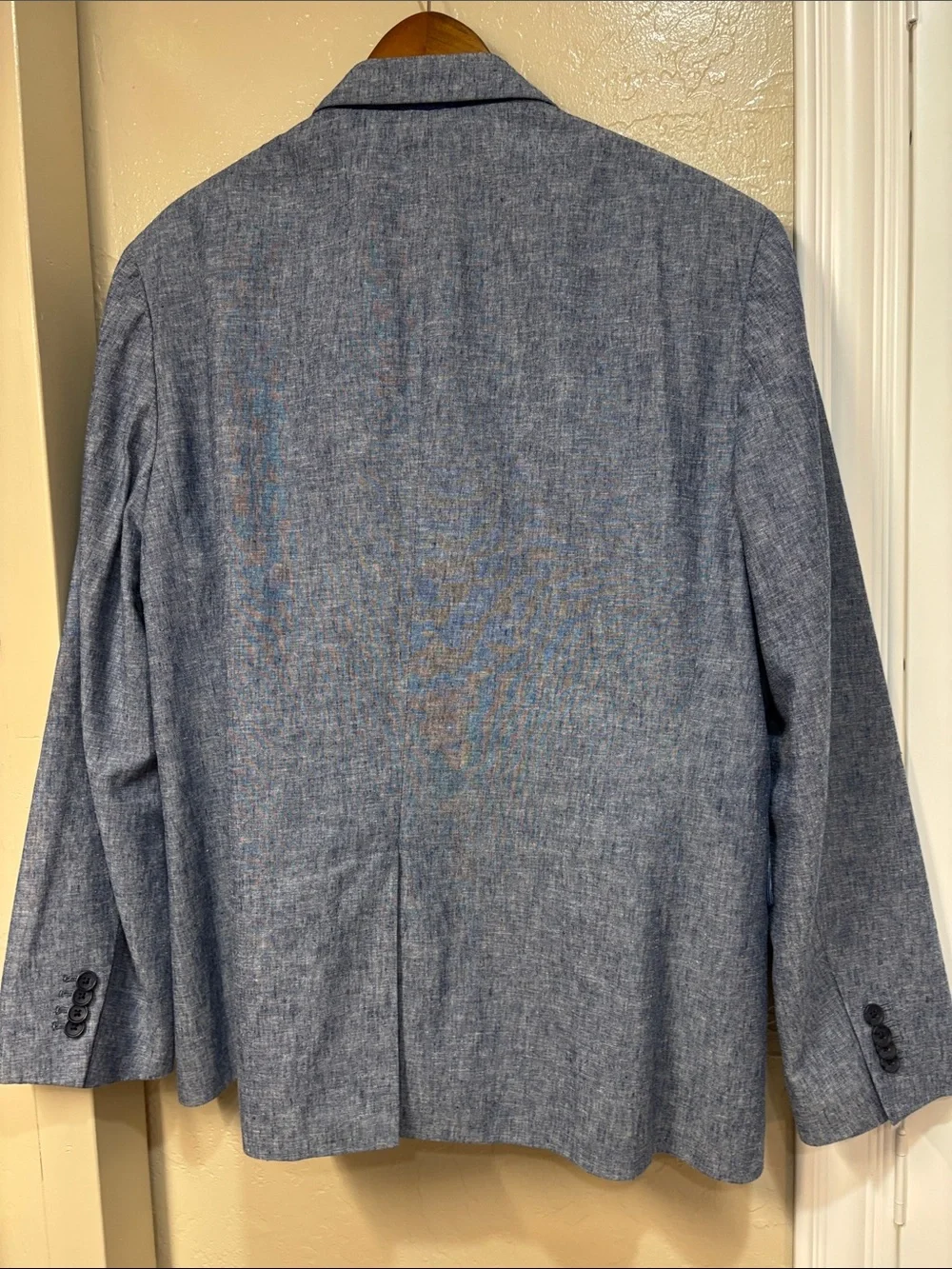 Banana Republic Heathered Light Blue Men’s Suit Linen/Cotton blend